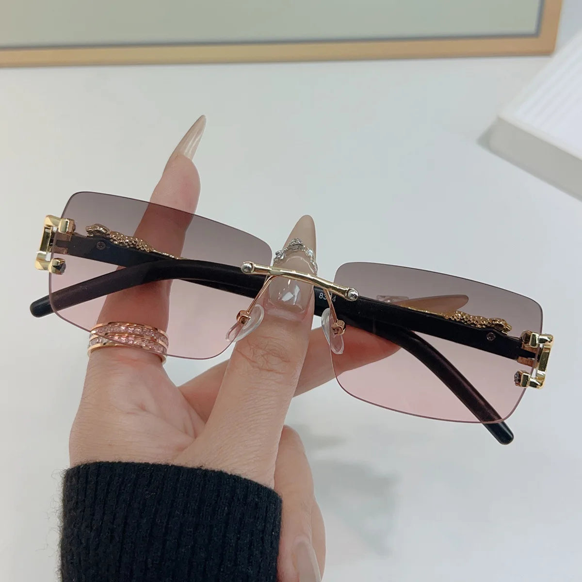 Frameless Rectangular Sunglasses – Unisex Vintage-Inspired Personalized Eyewear - Image 10