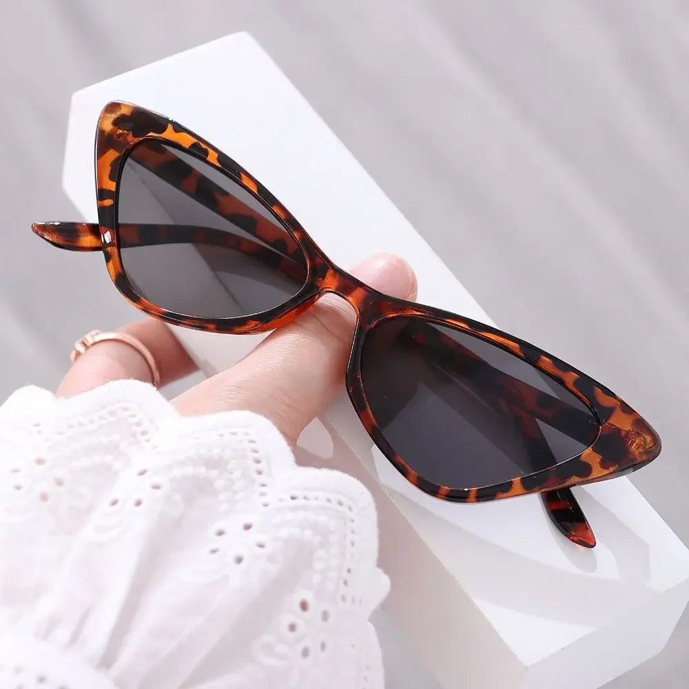 Vintage Cat Eye Sunglasses – Small Frame Retro UV400 Eyewear for Women - Image 14